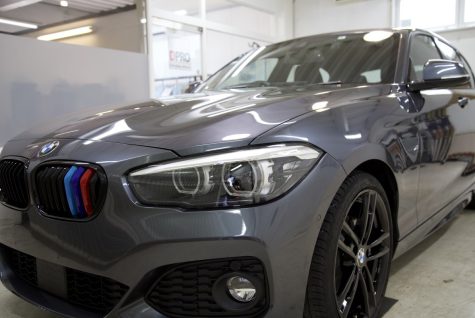 BMW 118d カーコーティング施工　From 兵庫県　西宮市
